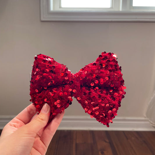 'Love Loud' Bowtie