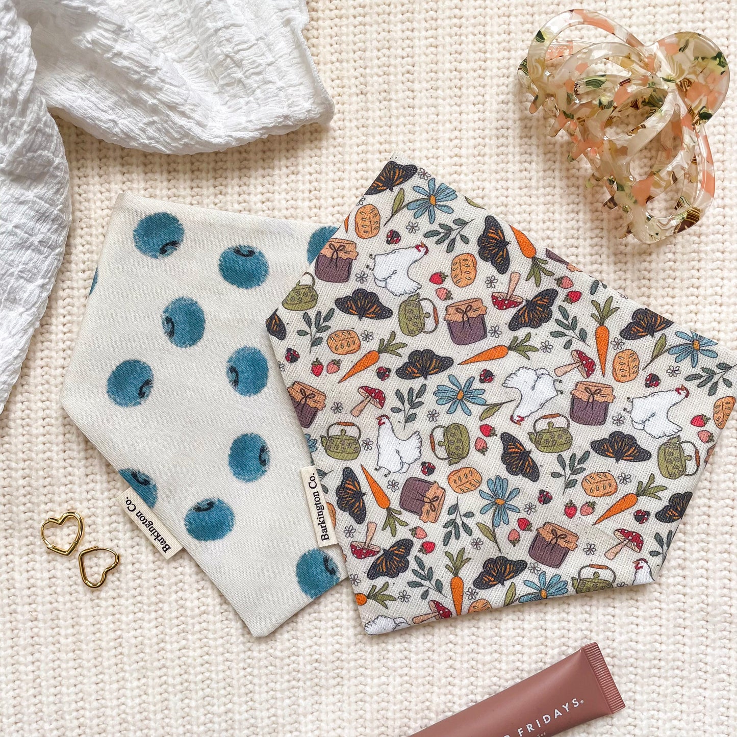 'Blueberry Cottage' Reversible Bandana