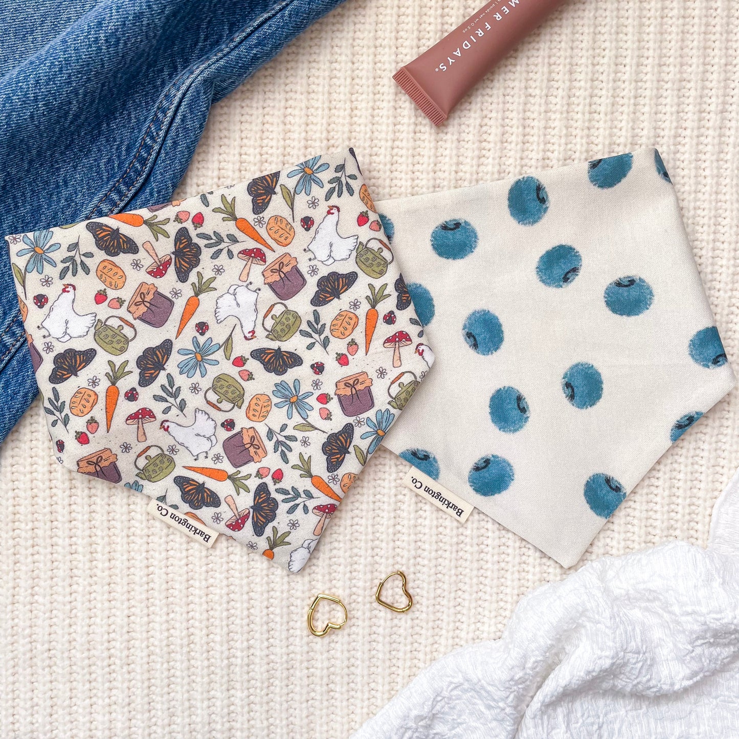 'Blueberry Cottage' Reversible Bandana