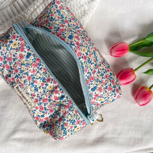 'Blue Petals' Quilted Make-up Bag